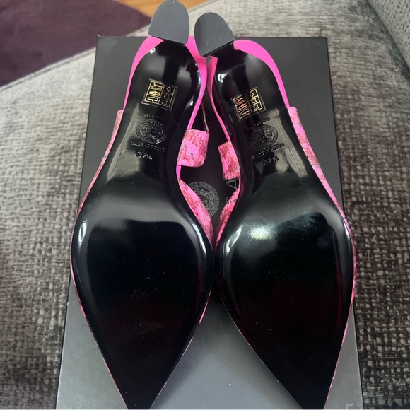 💕SOLD💕 Versace Médusa Insignia Patent Leather Slingback - Picture 4 of 13
